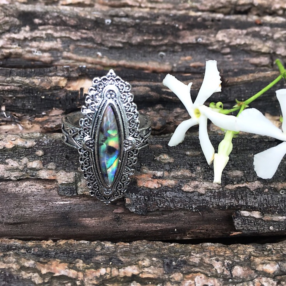Gypsy Vintage Style Labradorite Ring